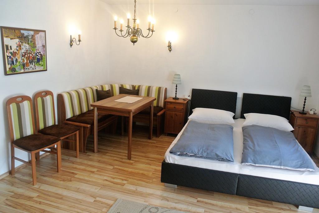 Haus Stratton Lejlighed Innsbruck Eksteriør billede